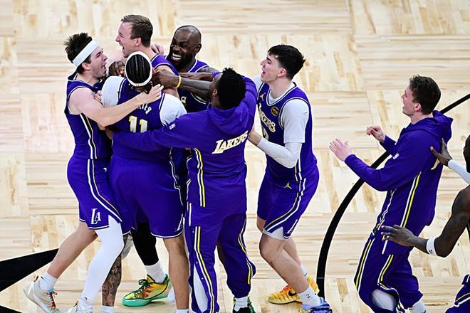 卢克·肯纳德绝杀助湖人终结魔术4连胜