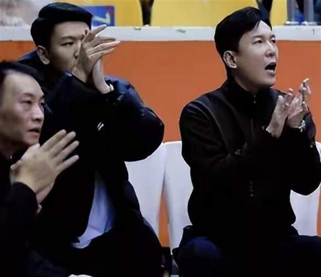 新疆男篮惨败宁波：总经理能力差距暴露，鱼腩